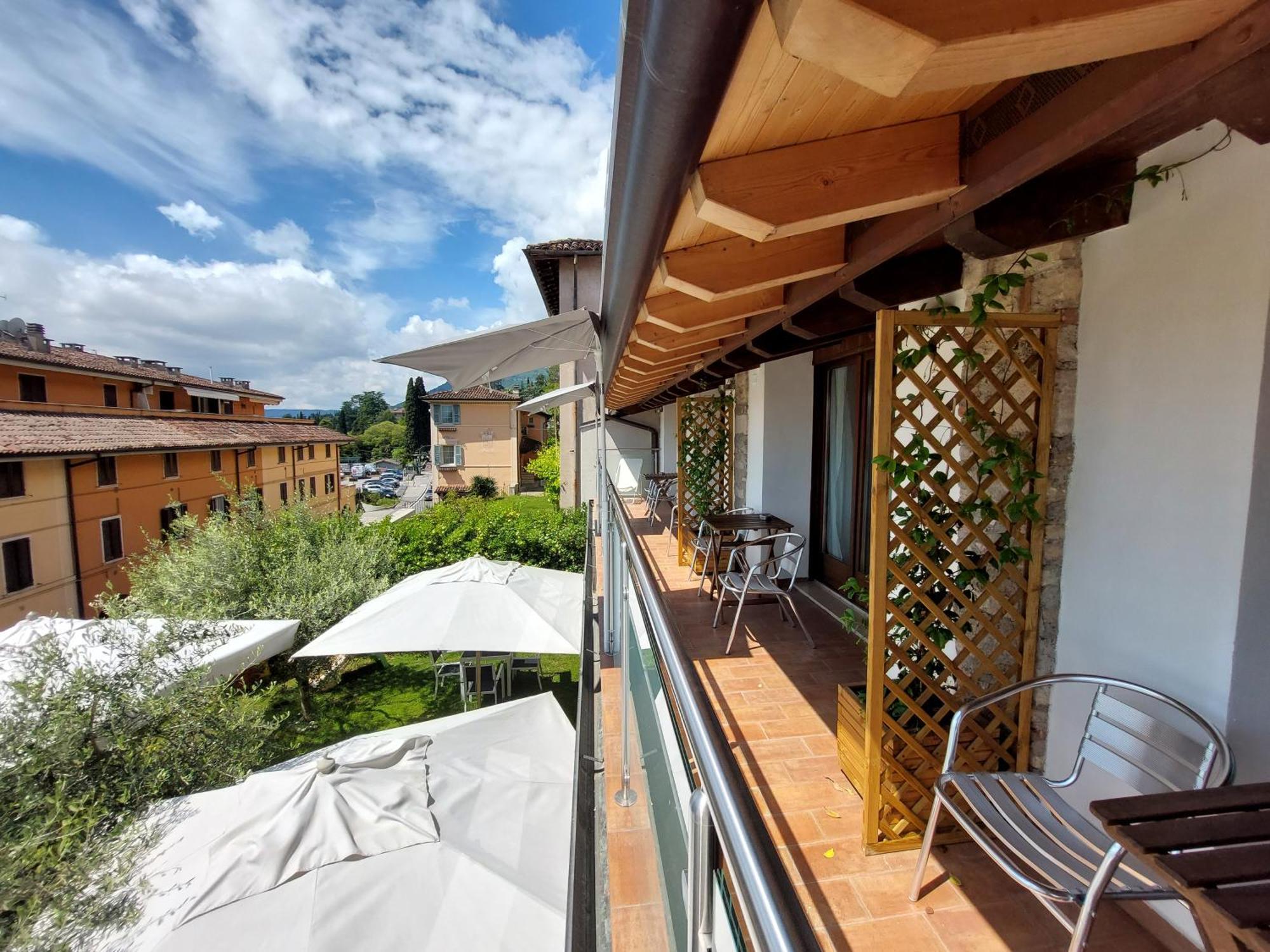 Pizzocolo Resort Fasano Гардоне-Рив'єра Екстер'єр фото